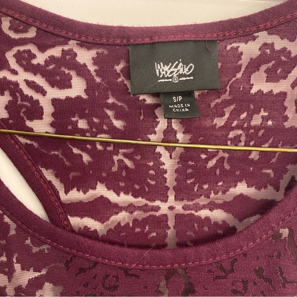 Mossimo High Low Long Burgundy Tank Top - Picture 6 of 6